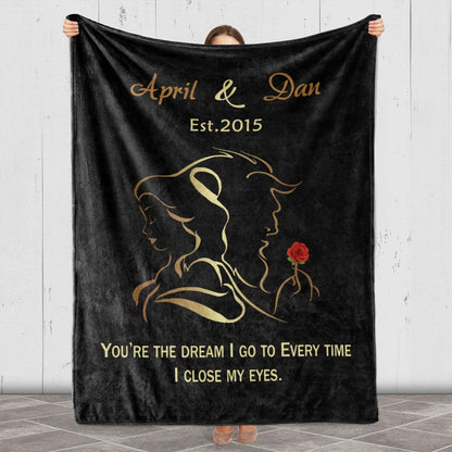 Love Story Unfolded: Beauty and Beast Blanket with Custom Couples Names & Est. Date - Ideal for Birthday, Anniversary, and Valentine's Day - Gift for Him/Her